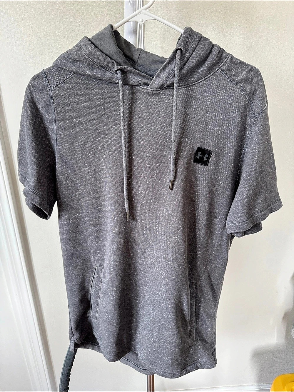 Under Armour Command Warm-Up Short-Sleeve Hoodie Gray